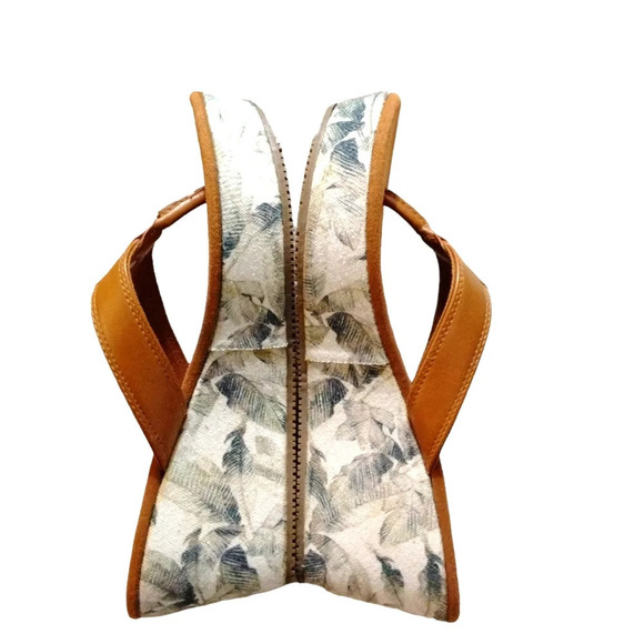 Tommy Bahama Seige Topical Thong Wedge Sandals size 7 - Picture 6 of 10